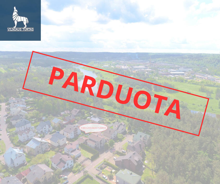 Parduodamas namas Šarmos g., Lazdynėliuose, Vilnius, 498 kv.m ploto, 3 aukštai