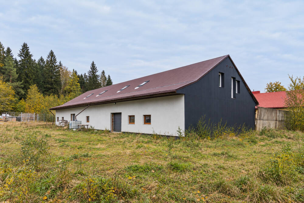 Parduodamos patalpos, Jašiūnuose, 529.61 kv.m ploto