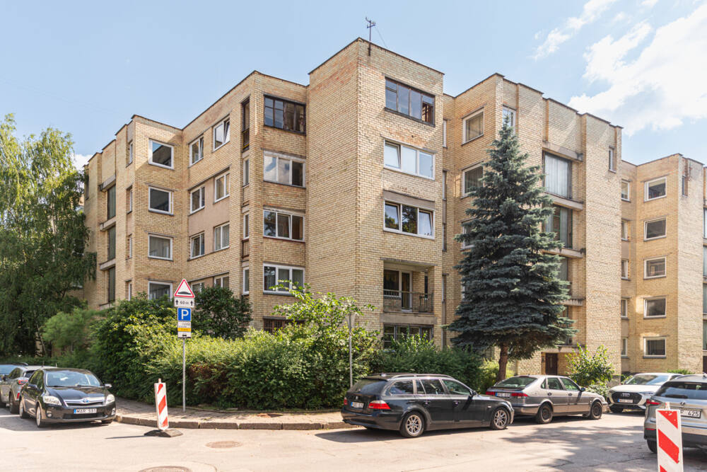 Parduodamas butas Liepyno g., Žvėryne, Vilnius, 82.14 kv.m ploto, 4 kambariai
